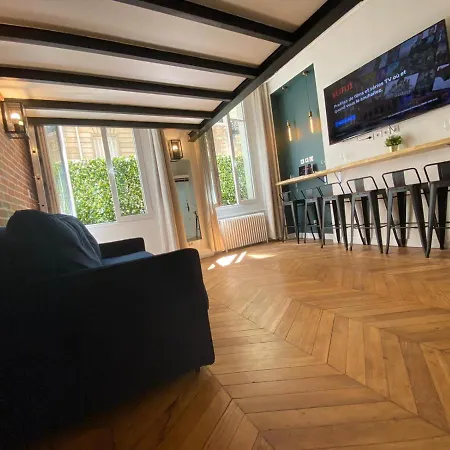 Aparthotel Beautiful Mini Loft Near Saint-lazare 3*